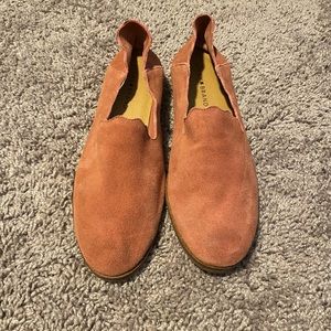 Lucky Brand Women Flat LK Chaslie 9.5 Salmon Colored